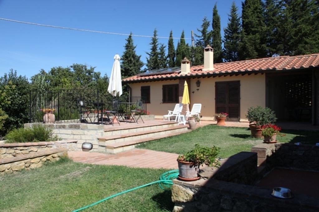 Vigna Lontana Villa Montescudaio Rum bild